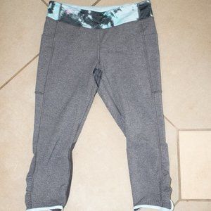 Ivivva Capri length workout leggings